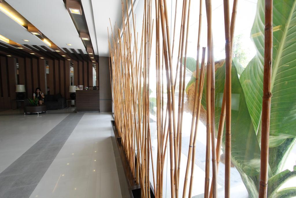 Krongthong Mansion & Hotel Bangkok Exterior foto